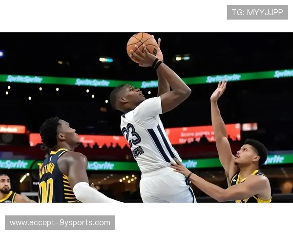 灰熊连胜势头强劲新星表现抢眼球队晋级希望提升