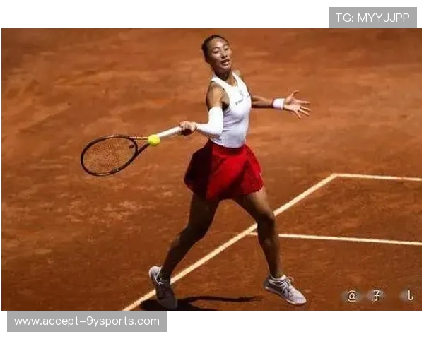 网坛最新动态：顶尖选手激烈对决引发球迷热议