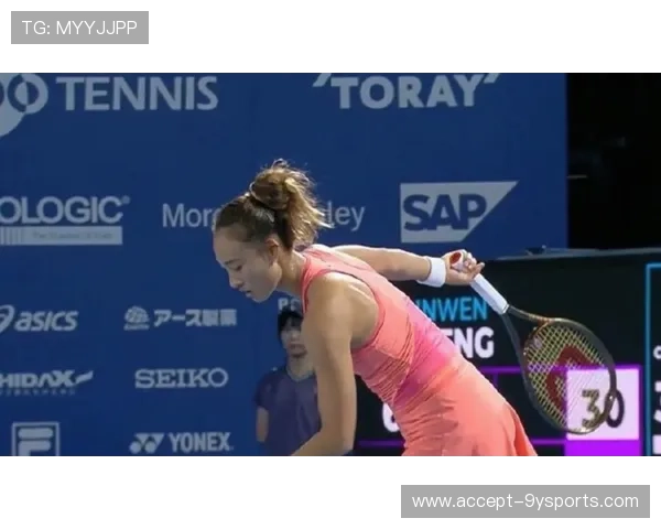 网球赛场风云再起顶尖选手激烈角逐精彩瞬间回顾